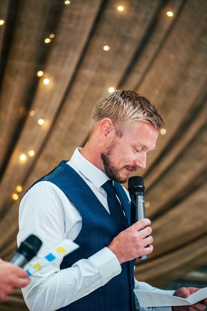 best man gives wedding speech