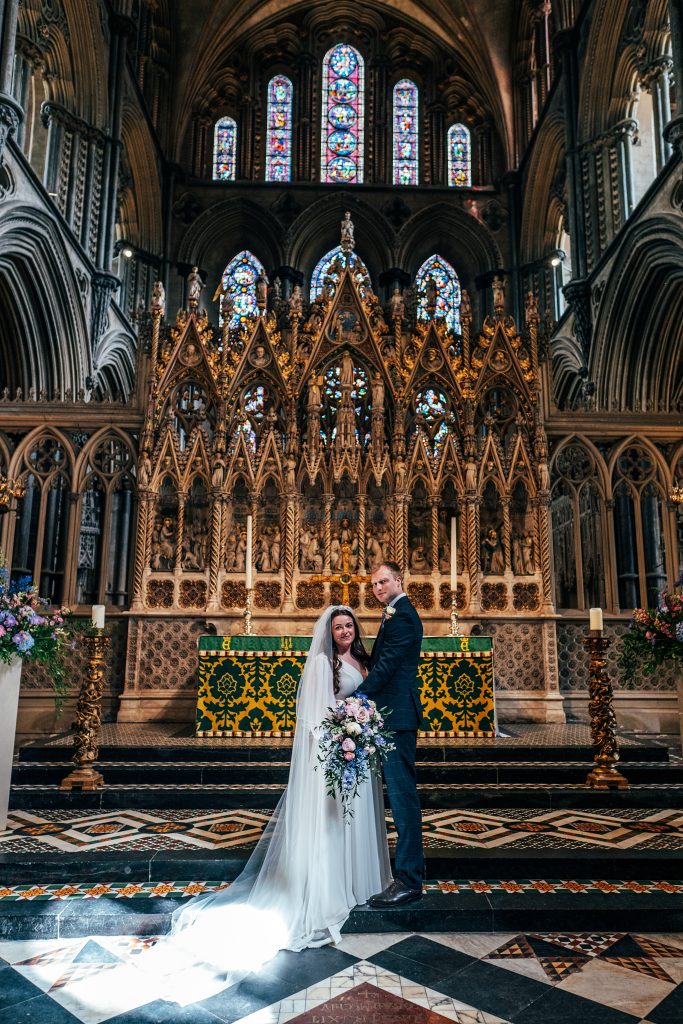 Bride in Groom in Ely Cathedral