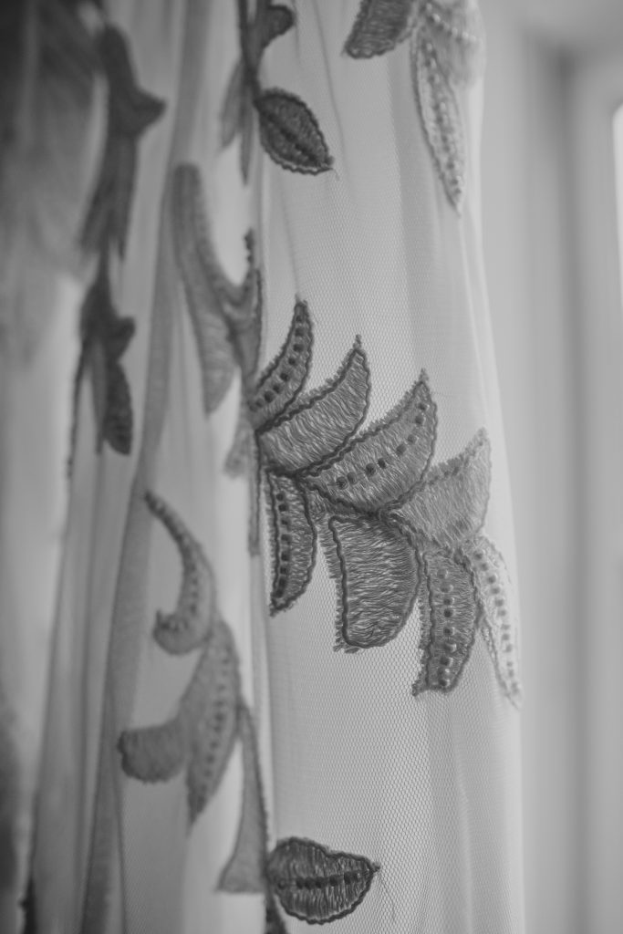 lace detail on brides dress