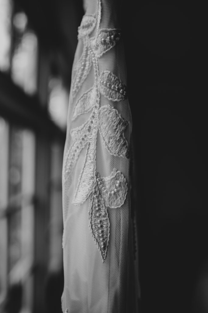 lace detail on brides dress