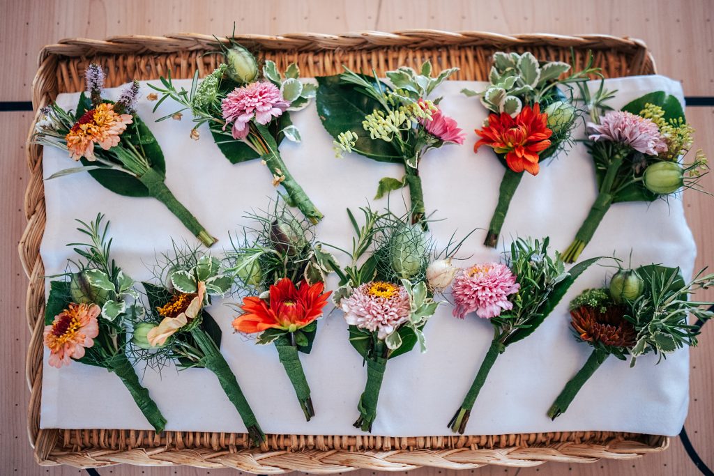 wild flower button holes