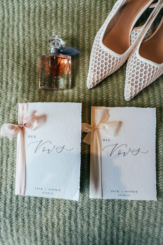 Vintage Chic and black tie wedding at The Hare's Field, Essex Suffolk wedding photographer