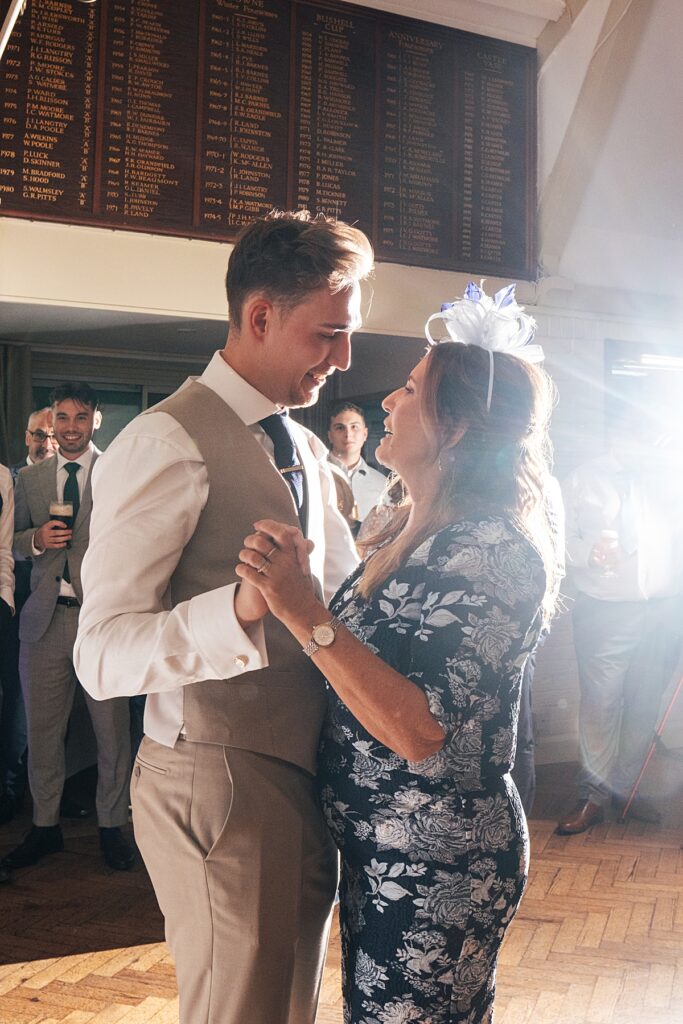 Essex documentary wedding photographer, Kent wedding photographer, Essex wedding photographer, Danson House