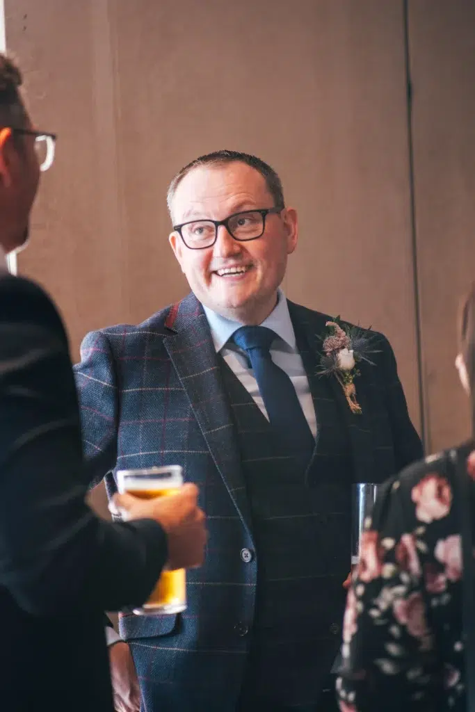 Friern Manor Wedding Photographer | A Rainy Autumn Wedding in Essex