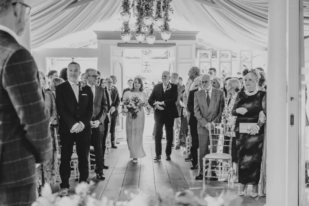 Friern Manor Wedding Photographer | A Rainy Autumn Wedding in Essex