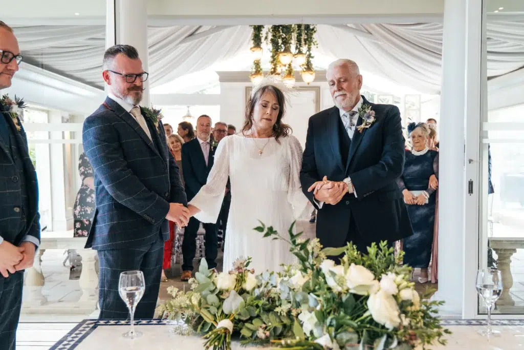 Friern Manor Wedding Photographer | A Rainy Autumn Wedding in Essex