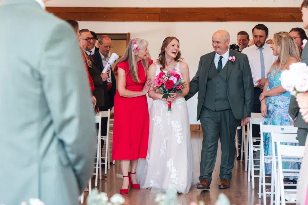 Maidens Barn Wedding Photographer. A Relaxed Guide to Weddings at Maidens Barn, Essex